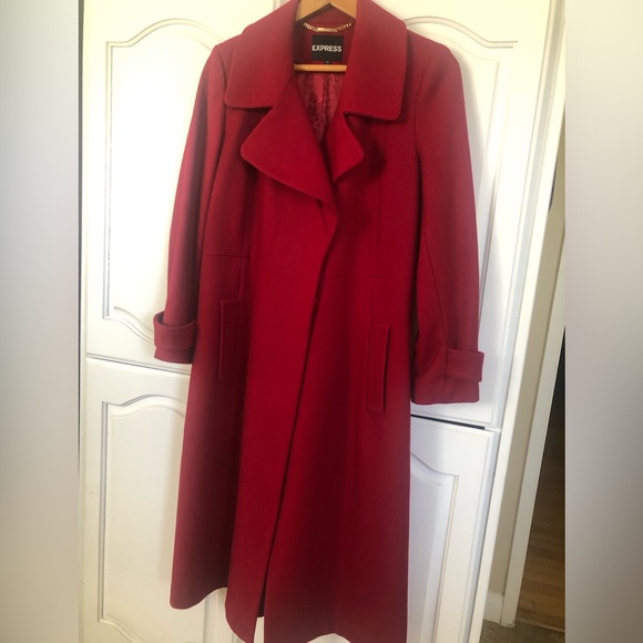 Express Red Long Wool Trench Coat: Timeless Fall-Winter Like New. 43 inches long - Picture 9 of 9